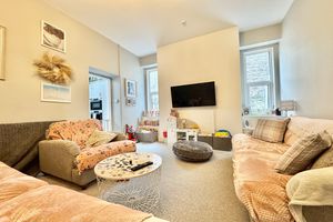 Lounge- click for photo gallery